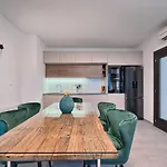 Lejlighed Liberty Living Znjan Split