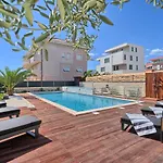 Lejlighed Liberty Living Znjan