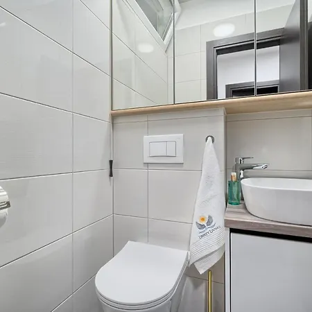 Lägenhet Liberty Living Znjan Split