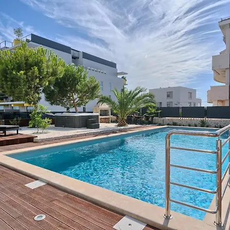 Liberty Living Znjan