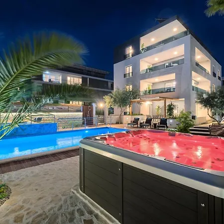 Apartment Liberty Living Split