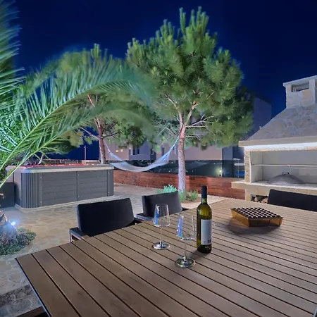 Liberty Living Apartman *