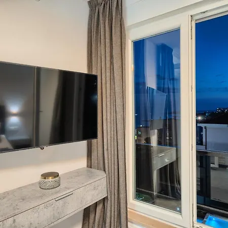 Liberty Living Znjan Apartman