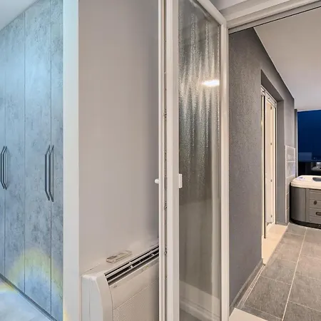 Liberty Living Znjan * Split