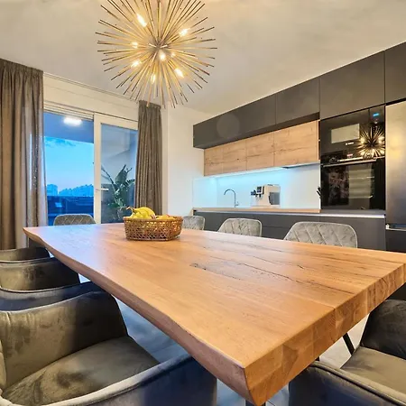 Liberty Living Znjan *