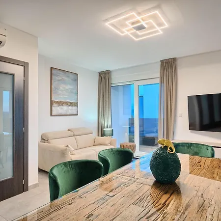 Liberty Living * Split