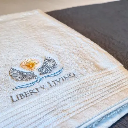 Apartment Liberty Living *