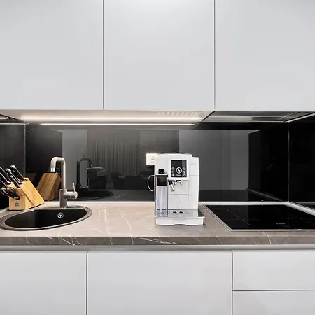 Liberty Living Znjan Apartman *